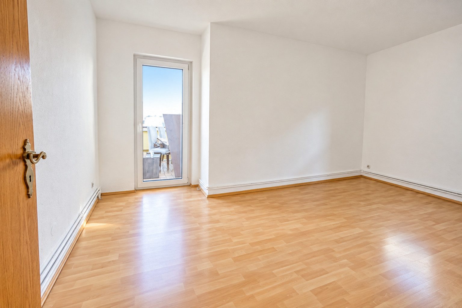 Wohnzimmer mit Terrassenzugang